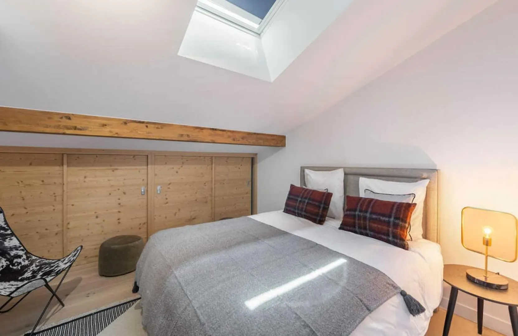 4 Bedroom Duplex With Large Balcony And Parking Megeve Apartment