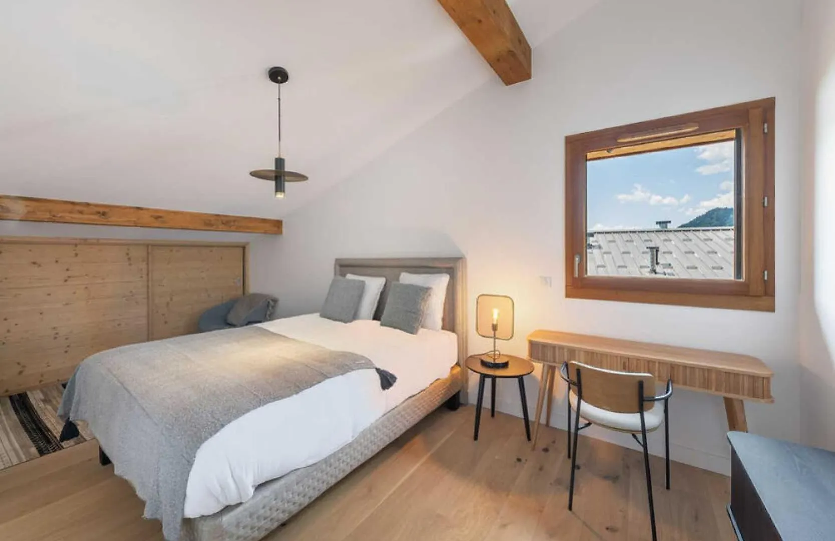 4 Bedroom Duplex With Large Balcony And Parking Megeve 0*,