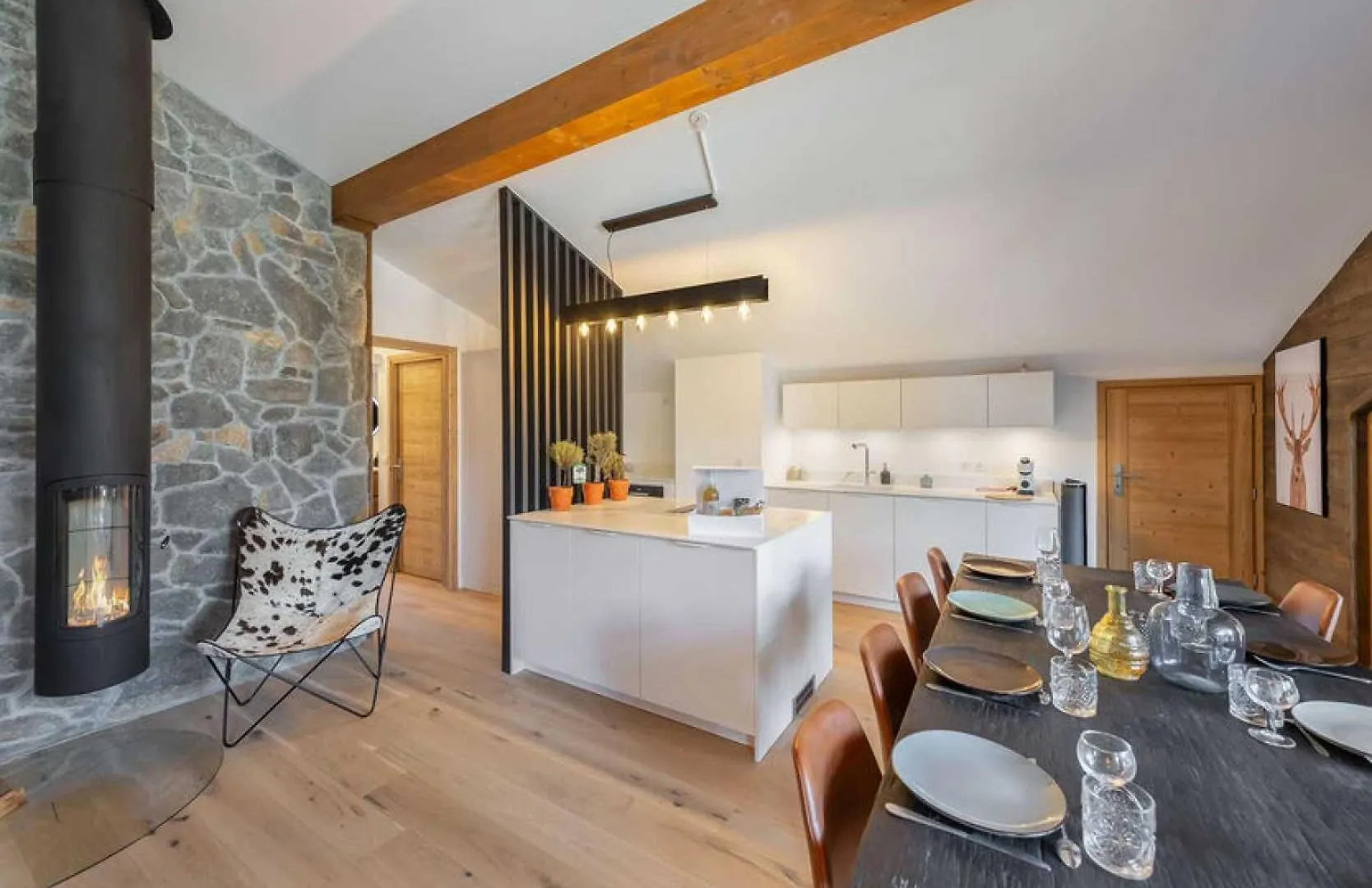 4 Bedroom Duplex With Large Balcony And Parking Megeve 0*,  France
